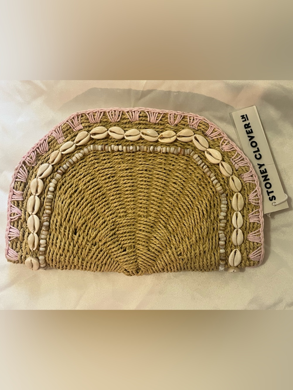 NWT Stoney Clover Lane Seashell Woven Clutch - Picture 3 of 12